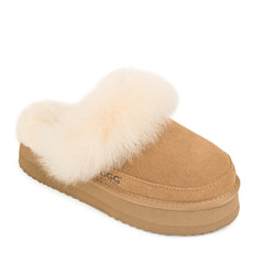 Auzland Classic Platform UGG Slippers with soft scuff design and cosy slip-on style, perfect for indoor comfort.