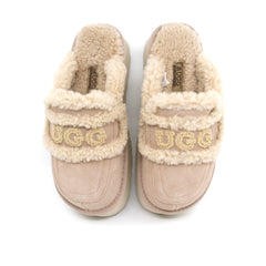 Auzland UGG shearling platform slippers in bronze, women's cosy slip-on shoes with plush shearling lining and sturdy platform sole.