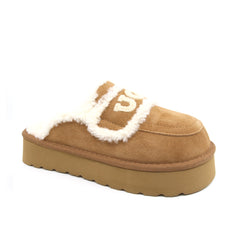 Auzland UGG Shearling Platform Slippers in chestnut color, featuring cosy shearling lining and chunky sole for women.