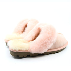 Pink UGG Scuff slippers for women by Auzland, showcasing soft, cosy slippers with a plush interior and slip-on design.