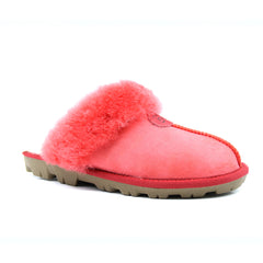 Red UGG Scuff slippers for women by Auzland, featuring cosy slip-on design with plush interior and casual style.