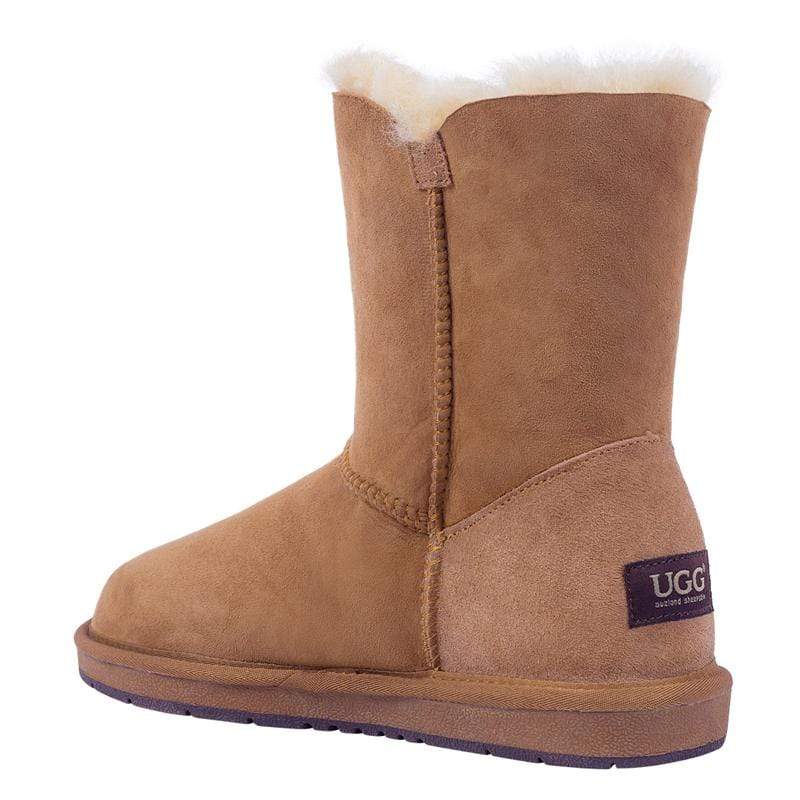 Auzland UGG Premium Short 1-Button Classic Boots for women, featuring sheepskin exterior and a single button detail.