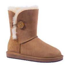 Auzland UGG Premium Short 1-Button Classic Boots in chestnut, featuring suede exterior and cosy lining for women and men.