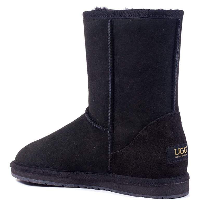 A pair of Auzland Premium Short Classic UGG Boots for women, featuring soft sheepskin material and a cosy design.