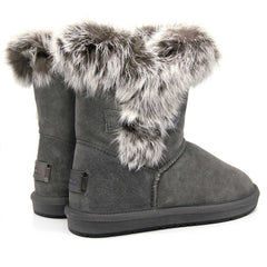 Auzland women's short button fur UGG boots featuring a cosy fur lining and stylish button accents, perfect for casual winter wear.